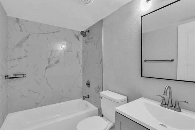 209 RED CEDAR PLACE 209, Brandon, FL 33510