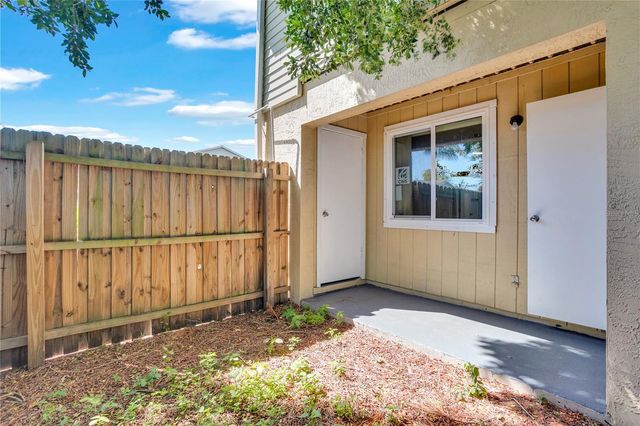 209 RED CEDAR PLACE 209, Brandon, FL 33510