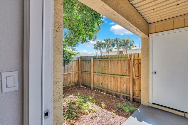 209 RED CEDAR PLACE 209, Brandon, FL 33510