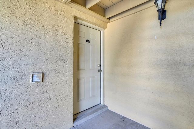 209 RED CEDAR PLACE 209, Brandon, FL 33510