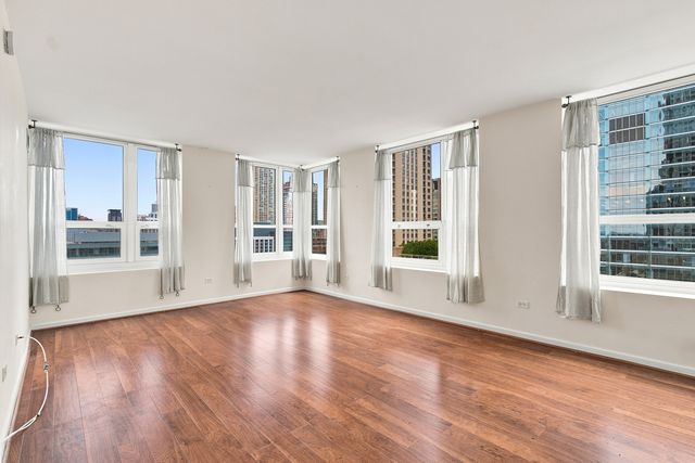 345 N La Salle Street 1803, Chicago, IL 60654