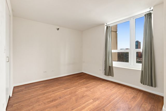 345 N La Salle Street 1803, Chicago, IL 60654