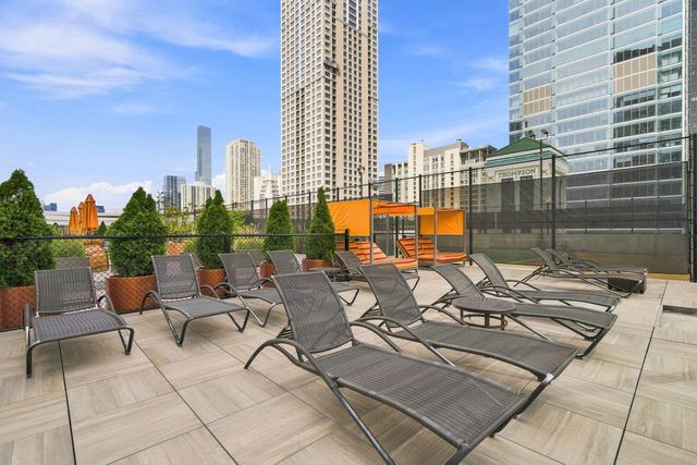 345 N La Salle Street 1803, Chicago, IL 60654