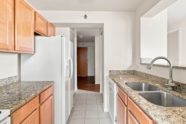 345 N La Salle Street 1803, Chicago, IL 60654