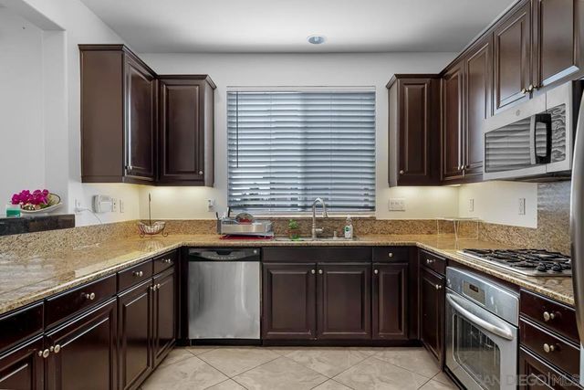 3028 Cole Grade, Santee, CA 92071