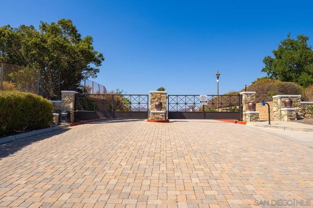 3028 Cole Grade, Santee, CA 92071