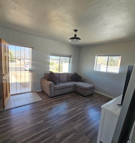 2834 Monroe Street NE, Albuquerque, NM 87110