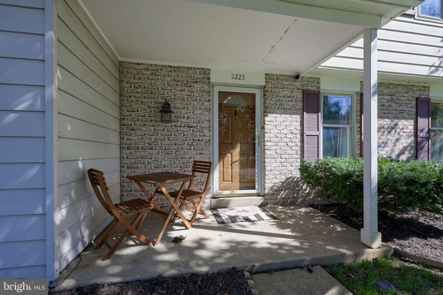 2223 HARMONY HILL DR, Lancaster, PA 17601