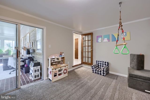 2223 HARMONY HILL DR, Lancaster, PA 17601