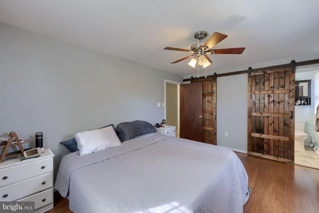 2223 HARMONY HILL DR, Lancaster, PA 17601