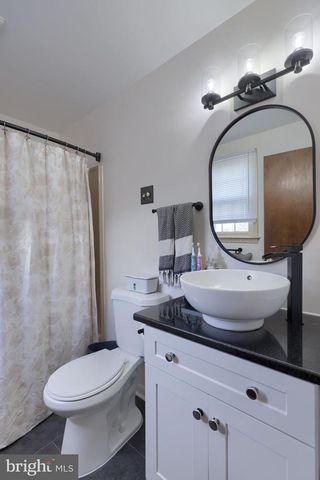 2223 HARMONY HILL DR, Lancaster, PA 17601