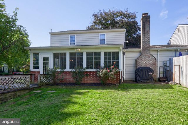 2223 HARMONY HILL DR, Lancaster, PA 17601