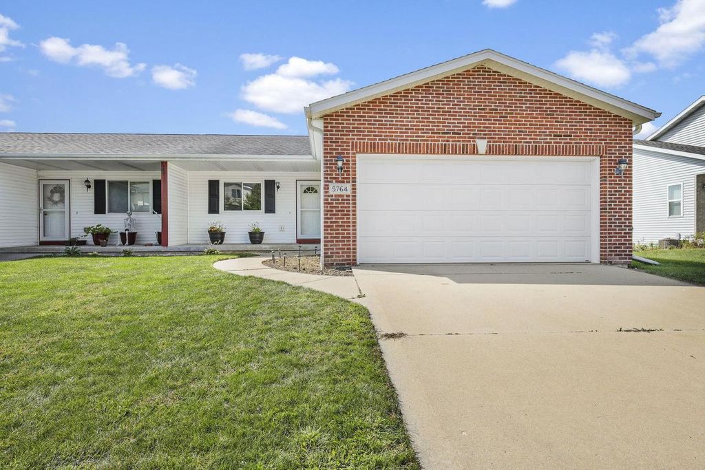 5764 Lexington Street, Mcfarland, WI 53558