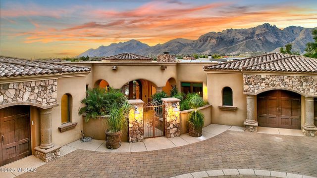 6015 N Camino Preciado, Tucson, AZ 85718