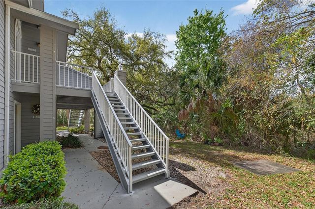 11808 SKYLAKE PLACE D, Temple Terrace, FL 33617