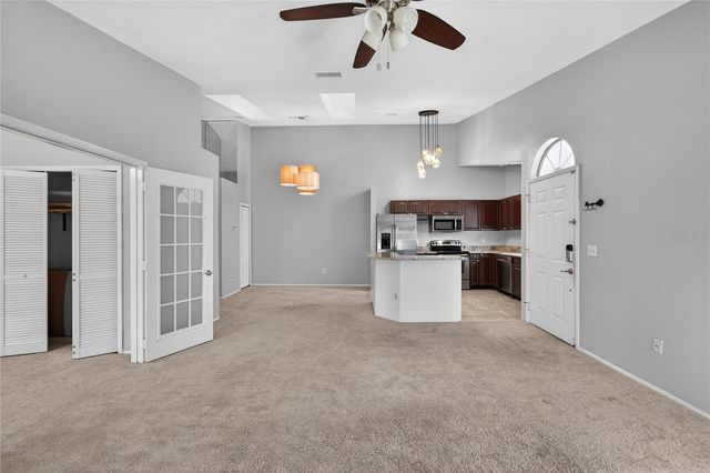 11808 SKYLAKE PLACE D, Temple Terrace, FL 33617