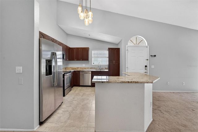 11808 SKYLAKE PLACE D, Temple Terrace, FL 33617