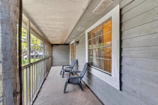 11808 SKYLAKE PLACE D, Temple Terrace, FL 33617