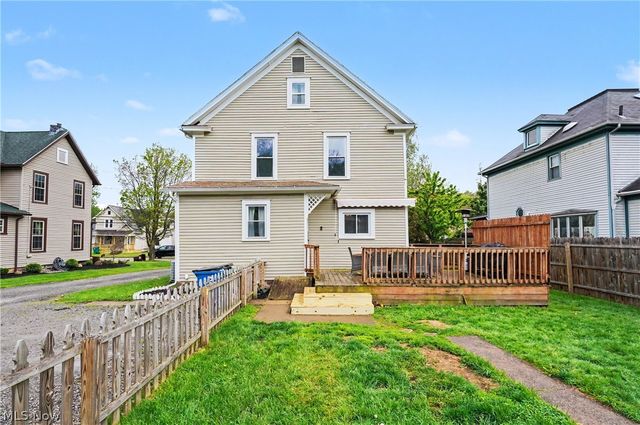 525 W Lincoln Way, Lisbon, OH 44432