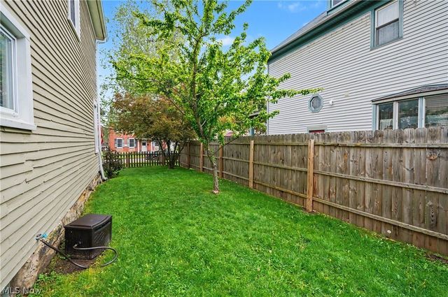 525 W Lincoln Way, Lisbon, OH 44432