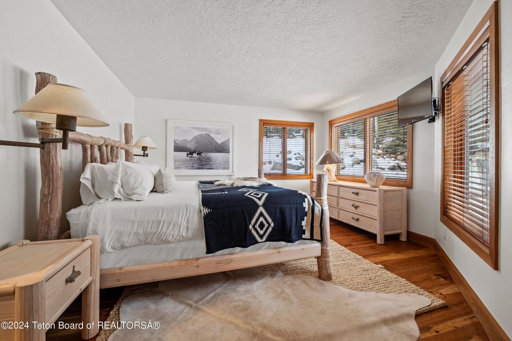 3527 W MCCOLLISTER Drive 4, Teton Village, WY 83025 photo 15