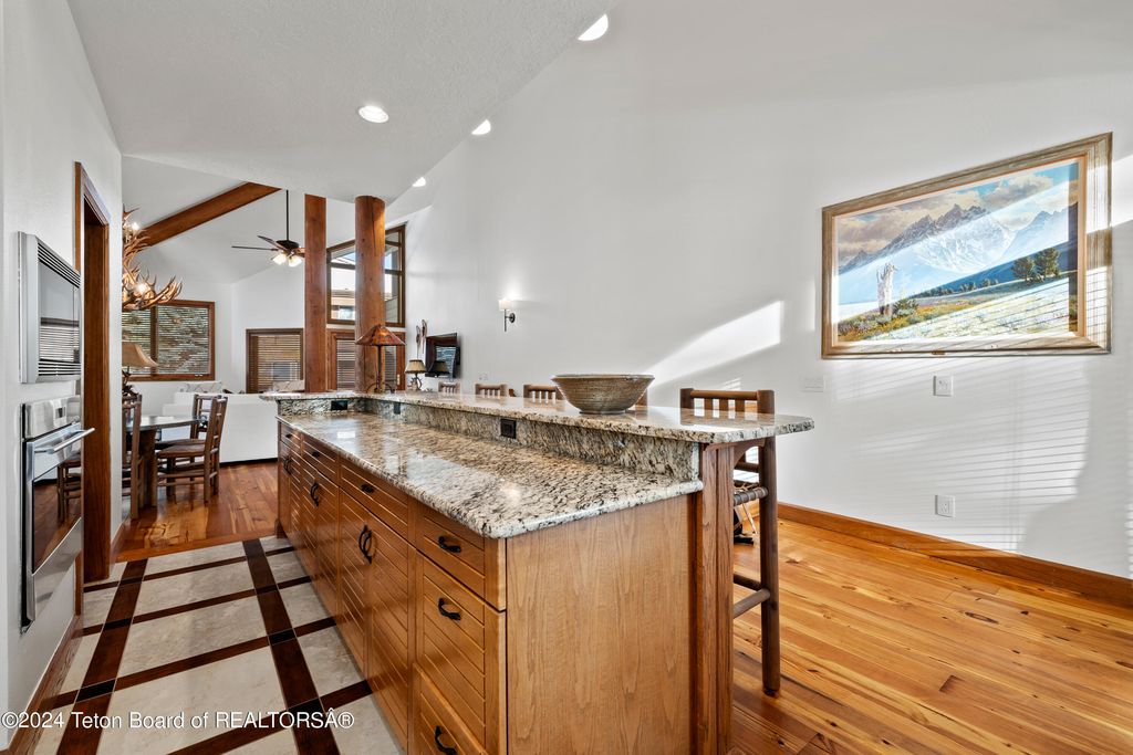 3527 W MCCOLLISTER Drive 4, Teton Village, WY 83025 photo 9