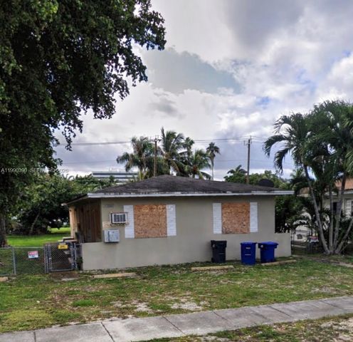 1380 NE 111th St, Miami, FL 33161