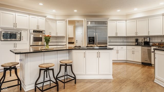 12862 Norfolk Circle, Carmel, IN 46032