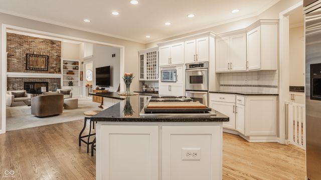 12862 Norfolk Circle, Carmel, IN 46032