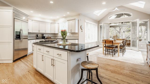 12862 Norfolk Circle, Carmel, IN 46032