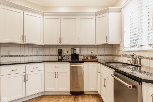 12862 Norfolk Circle, Carmel, IN 46032