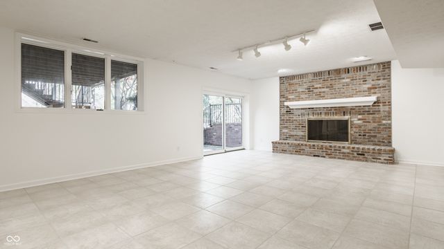 12862 Norfolk Circle, Carmel, IN 46032