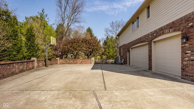 12862 Norfolk Circle, Carmel, IN 46032