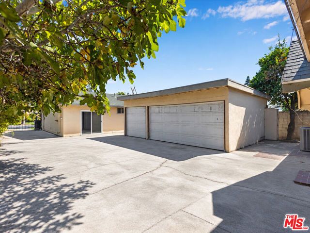 521 S Oak Street, Inglewood, CA 90301
