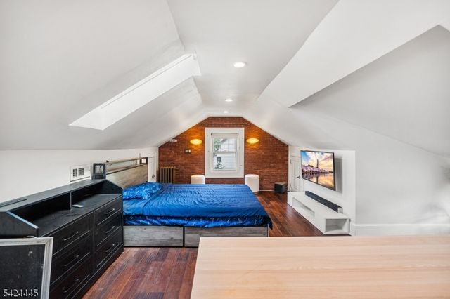 253 Maplewood Ave, Bogota Boro, NJ 07603