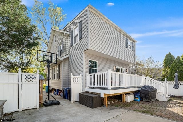 253 Maplewood Ave, Bogota Boro, NJ 07603