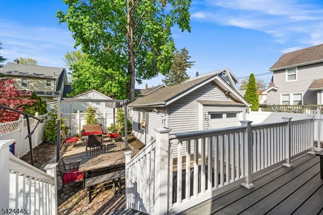 253 Maplewood Ave, Bogota Boro, NJ 07603