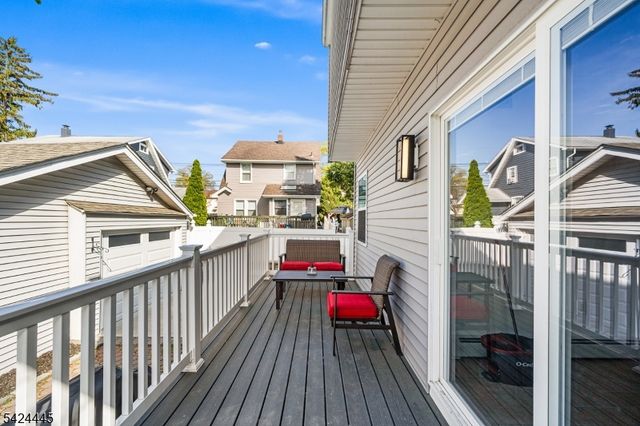 253 Maplewood Ave, Bogota Boro, NJ 07603