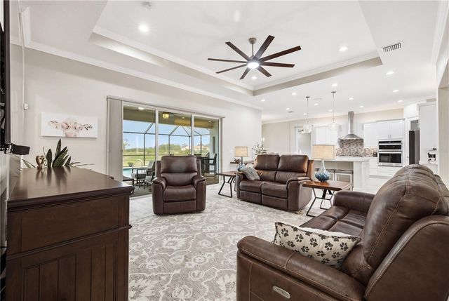 5315 SAN REMO CIRCLE, Wimauma, FL 33598