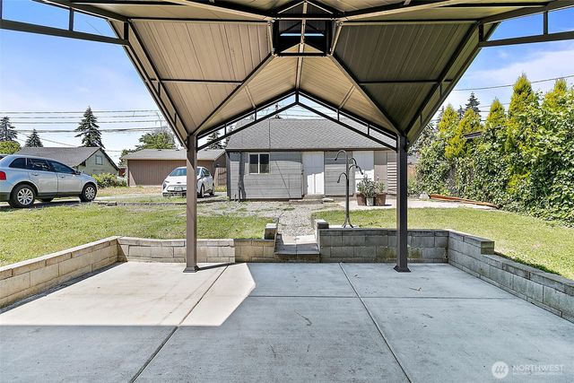 1948 S Hosmer Street, Tacoma, WA 98405