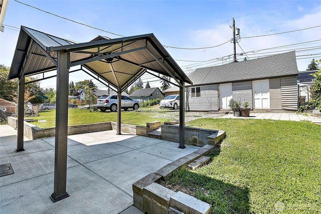 1948 S Hosmer Street, Tacoma, WA 98405