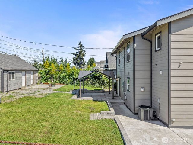 1948 S Hosmer Street, Tacoma, WA 98405