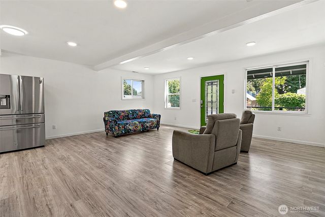 1948 S Hosmer Street, Tacoma, WA 98405