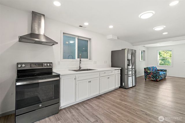 1948 S Hosmer Street, Tacoma, WA 98405