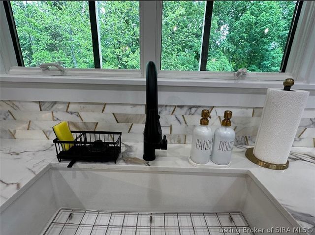 6198 W Fairview Road, Taswell, IN 47175