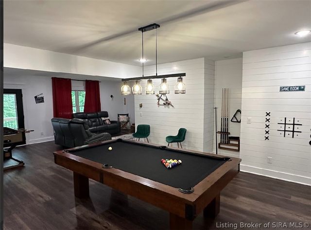 6198 W Fairview Road, Taswell, IN 47175