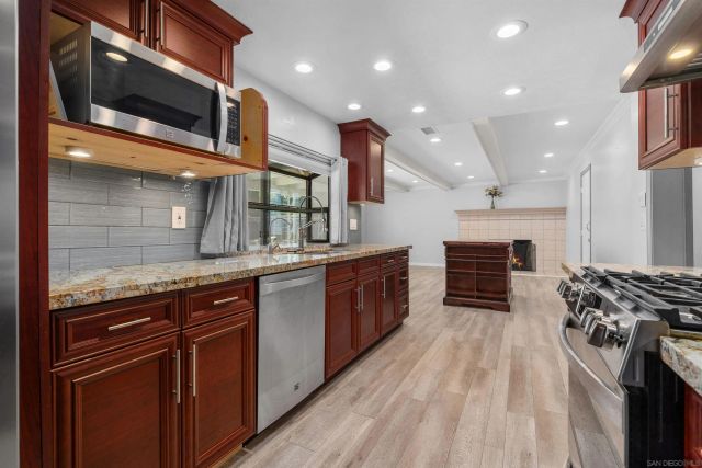 7376 Melotte St, San Diego, CA 92119