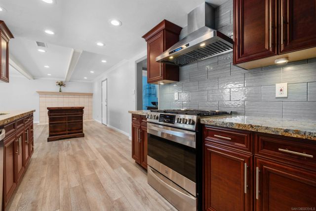 7376 Melotte St, San Diego, CA 92119