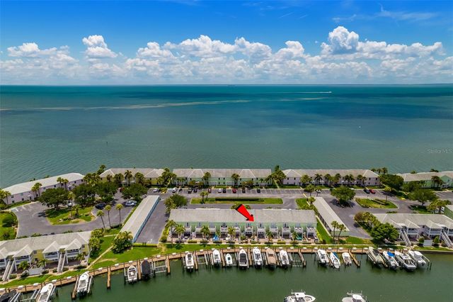 4779 COQUINA KEY DRIVE SE, St Petersburg, FL 33705