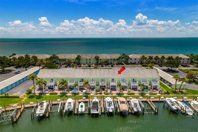 4779 COQUINA KEY DRIVE SE, St Petersburg, FL 33705